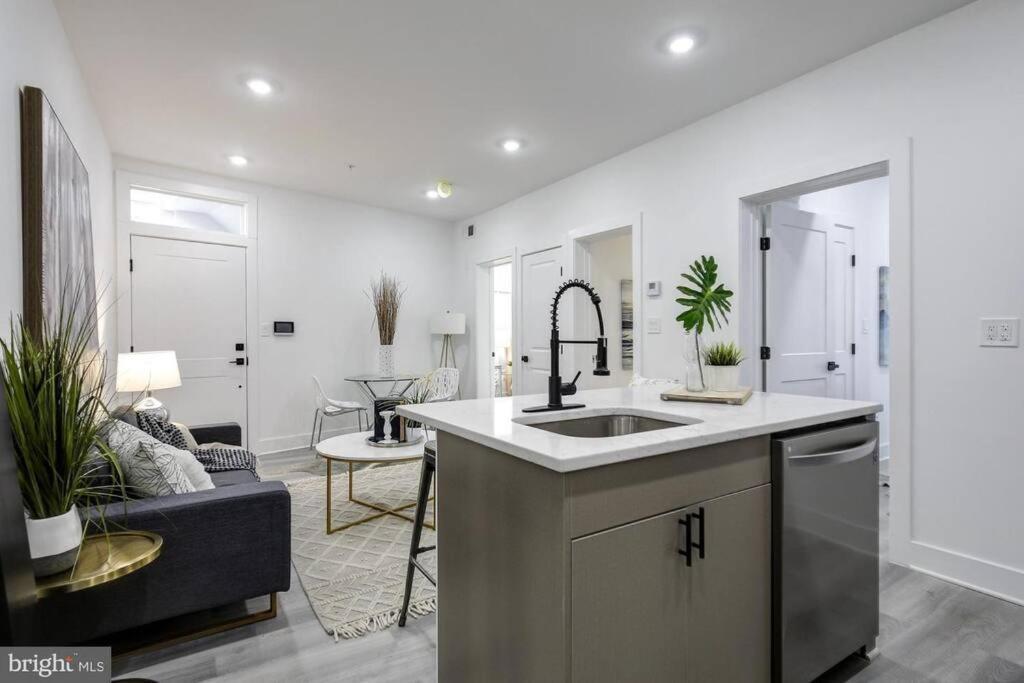 Brandnew Luxury Capitol Hill Apt! Near Free Trolly Ουάσινγκτον Εξωτερικό φωτογραφία